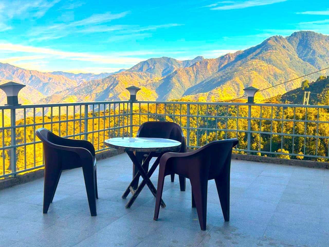 Living On The Edge A Luxury Stay มัสซูรี ภายนอก รูปภาพ