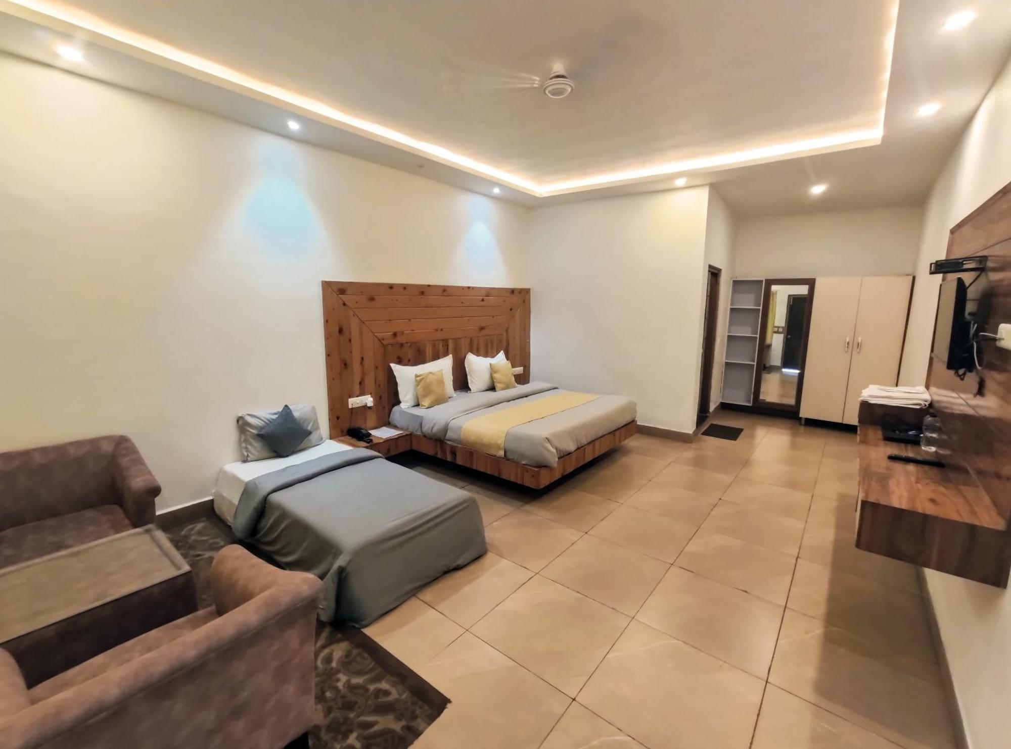 Living On The Edge A Luxury Stay มัสซูรี ภายนอก รูปภาพ