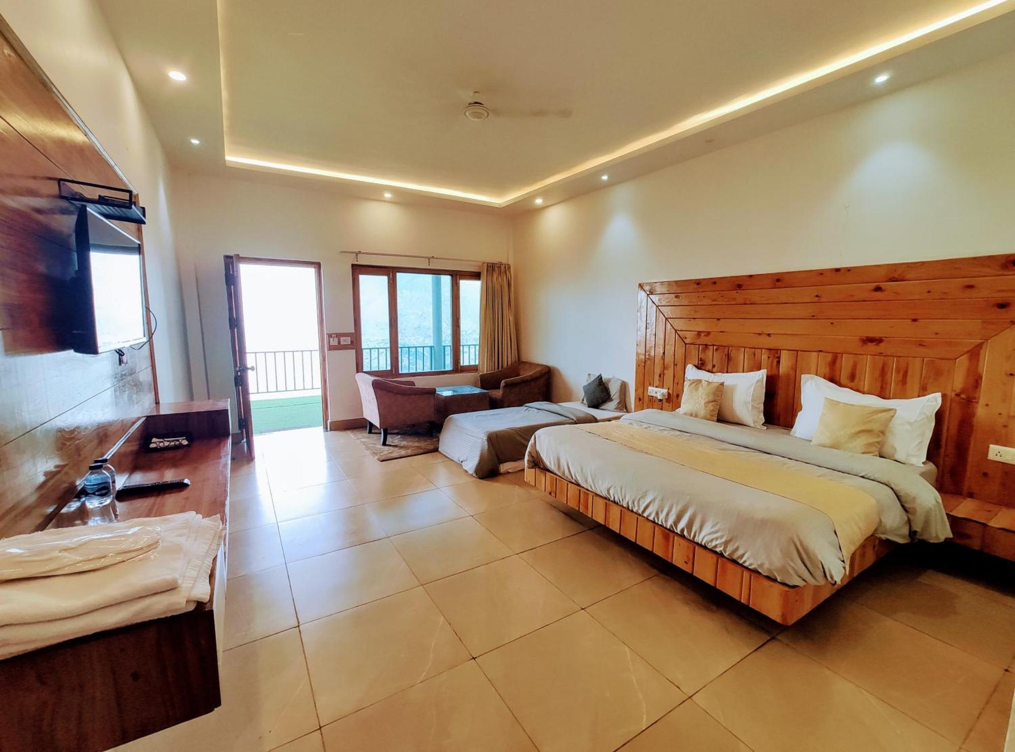 Living On The Edge A Luxury Stay มัสซูรี ภายนอก รูปภาพ